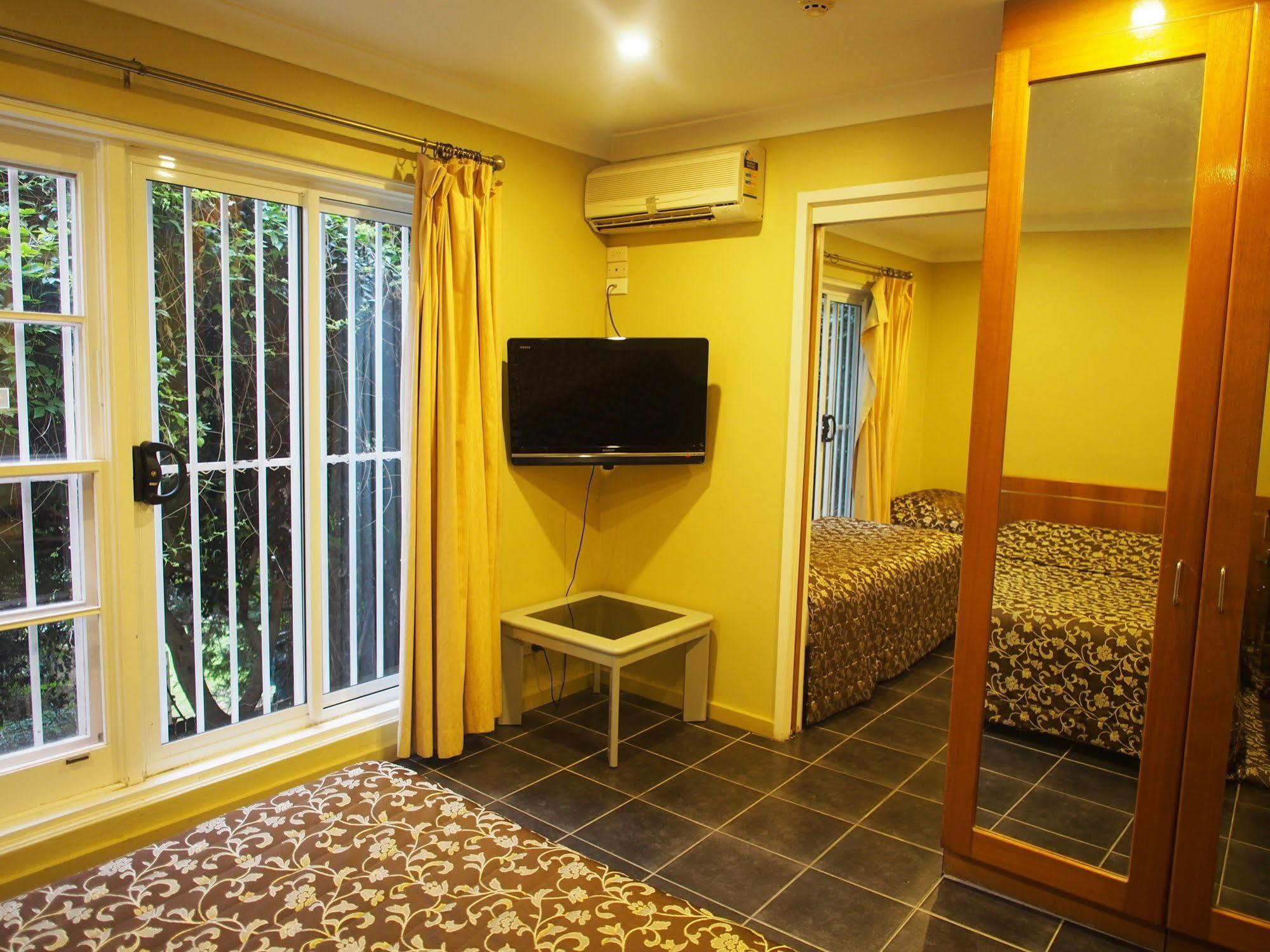 Motel & Killara